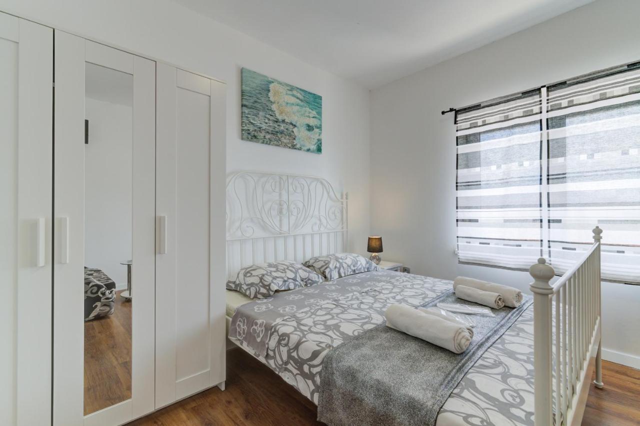 Lovely Apartments Senj Senj  Exterior photo